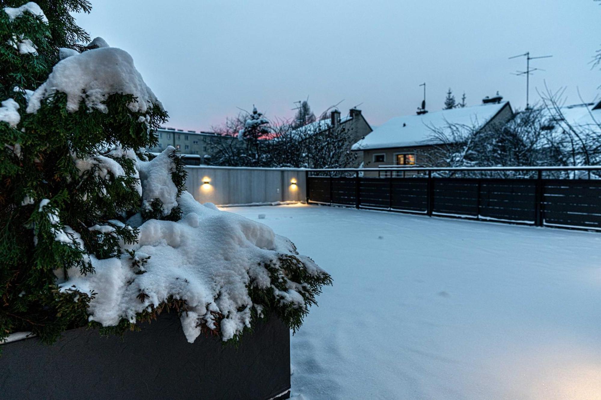 Spora Chata Nowy Targ Exterior photo